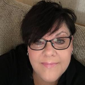 Meet your Posher, Lynne